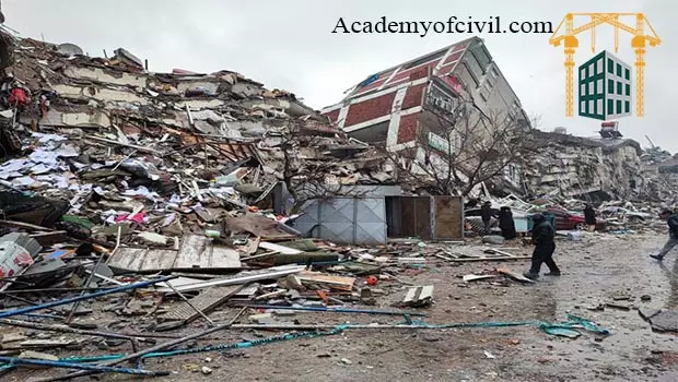تخریب ساختمان در زلزله